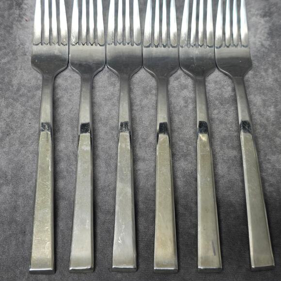 Dansk 18/10 Meridian Stainless Dinner Forks Glossy Flat Tip Flatware Silverware - Picture 8 of 10